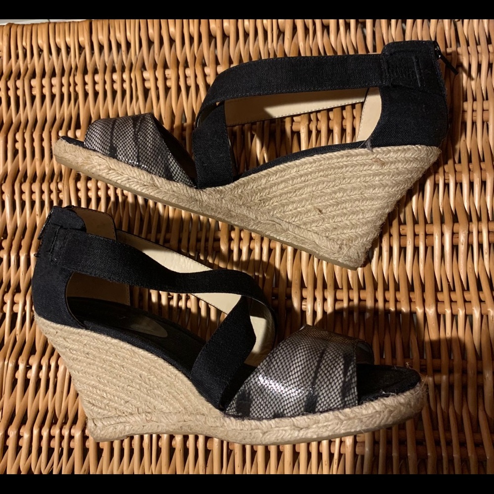 Espadrilles - Picture 3 of 8